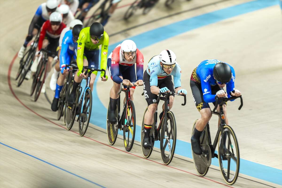 Konya Olimpik Veledromu’nda üçüncü gün yarışları başladı 13